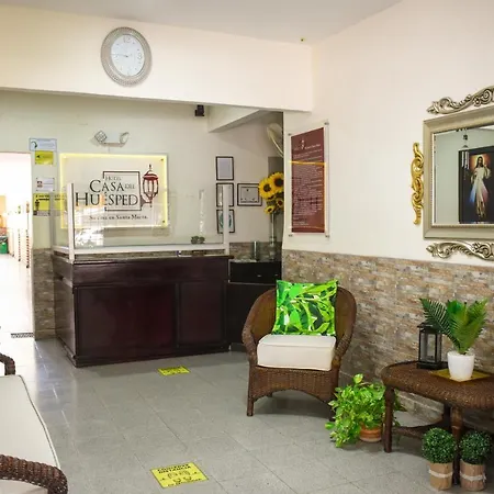 Hotel La Casa Del Huesped